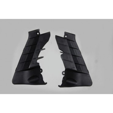 Arora Ar 06 Yebere Depo Ön Koruma İç Plasti̇ği̇ Takim (125-48)